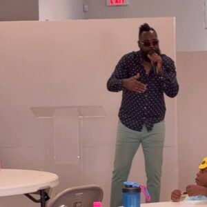 Messenger_creation_50257D4D-6D7F-4E10-9EE7-B53E0A34AC52